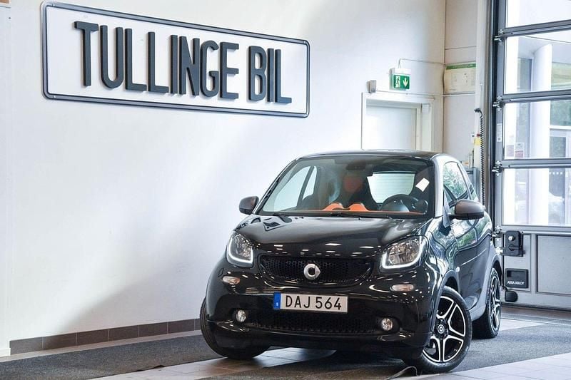 Svart Begagnad 2019 Smart ForTwo Coupé Passion Sportkupé | 119 000 kr - Bild 1/4