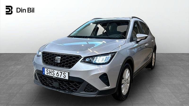 Silver Begagnad 2024 Seat Arona Style SUV | 199 900 kr (Marknadspris) - Bild 1/4