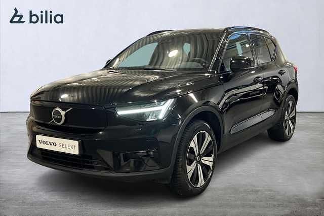 Svart Begagnad 2022 Volvo XC40 Plus SUV | 319 900 kr - Bild 1/3