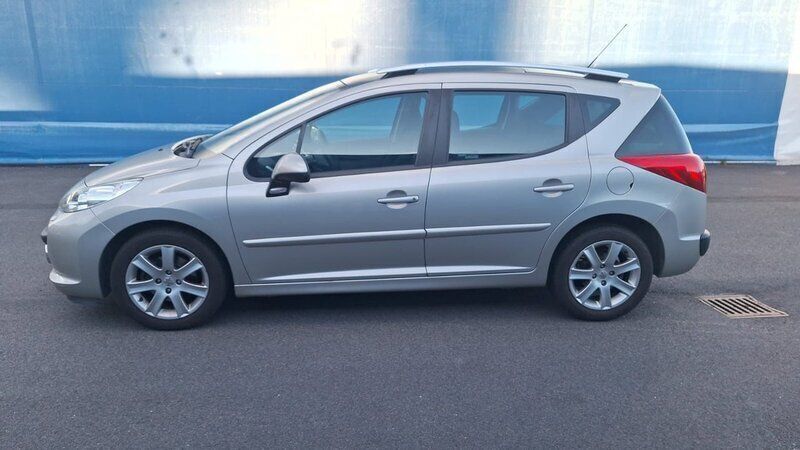 Grå Begagnad 2009 Peugeot 207 Kombi | 34 900 kr (Marknadspris) - Bild 1/1
