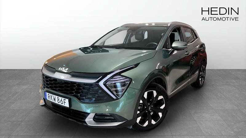 Grön (green) Begagnad 2022 Kia Sportage 2 SUV | 349 900 kr (Superpris) - Bild 1/4