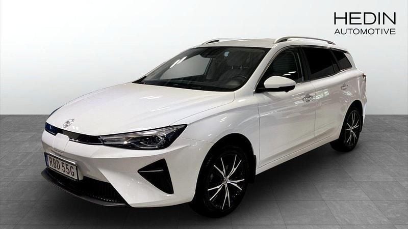 Vit (white) Begagnad 2022 MG MG5 EV Luxury Kombi | 224 900 kr (Marknadspris) - Bild 1/4
