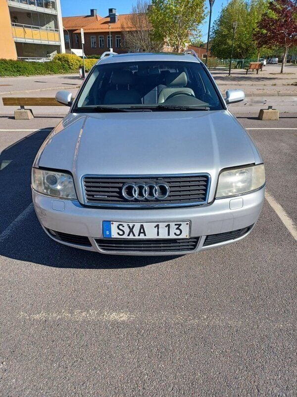 Silver Begagnad 2002 Audi A6 Kombi | 19 500 kr - Bild 1/4