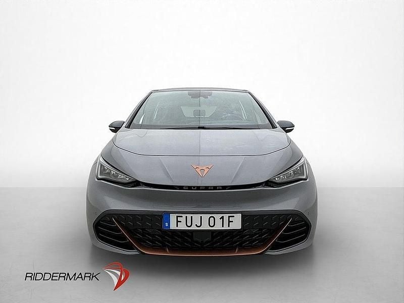 Begagnad Cupra Born 169 kW (231 HK) 2023 Grå Halvkombi