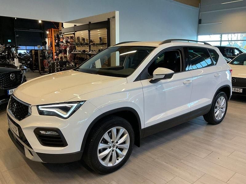 Vit Begagnad 2022 Seat Ateca Style SUV | 238 000 kr (Marknadspris) - Bild 1/4
