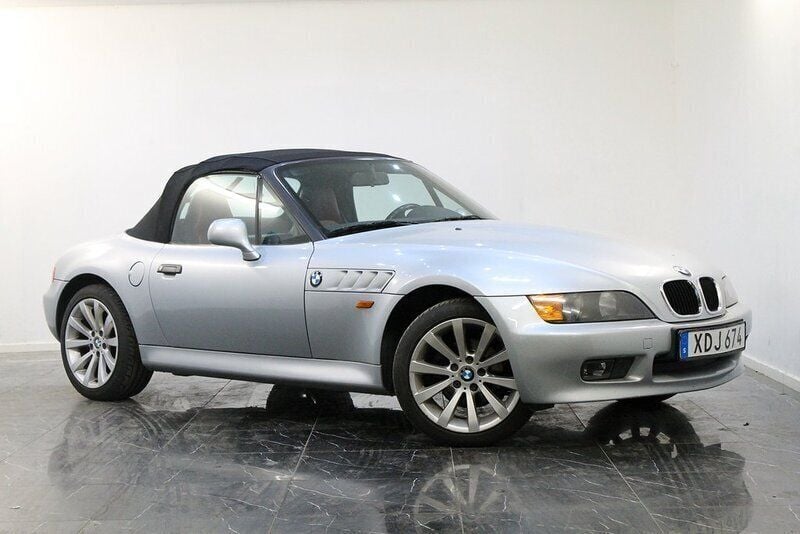 Silver Begagnad 1997 BMW Z3 Cab | 79 900 kr (Marknadspris) - Bild 1/4