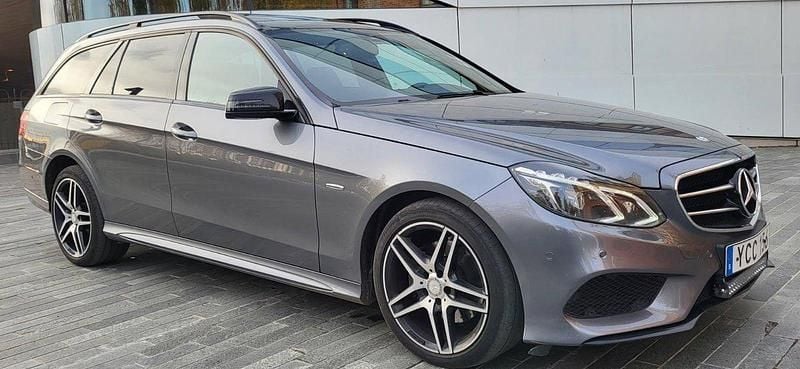 Grå Begagnad 2016 Mercedes E220 AMG Kombi | 125 000 kr (Lite dyr) - Bild 1/4