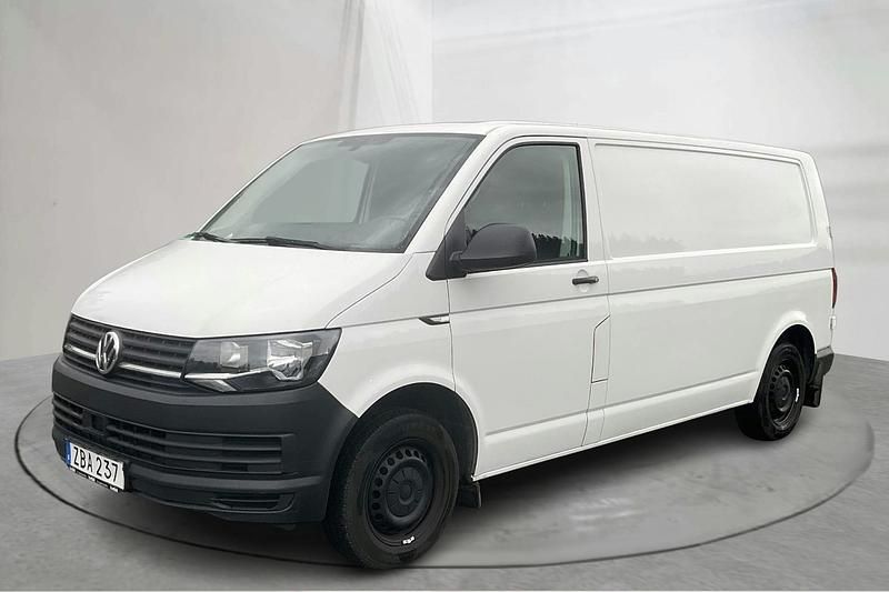 Vit Begagnad 2018 VW T6 Van | 189 000 kr (Marknadspris) - Bild 1/4