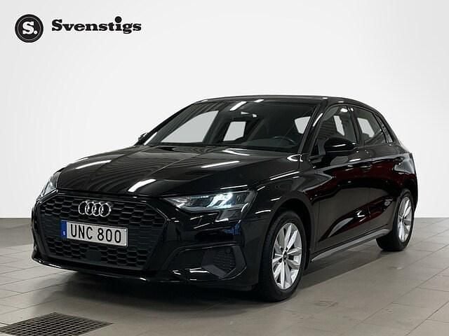Brilliantsvart Begagnad 2022 Audi A3 Proline | 229 000 kr (Marknadspris) - Bild 1/4