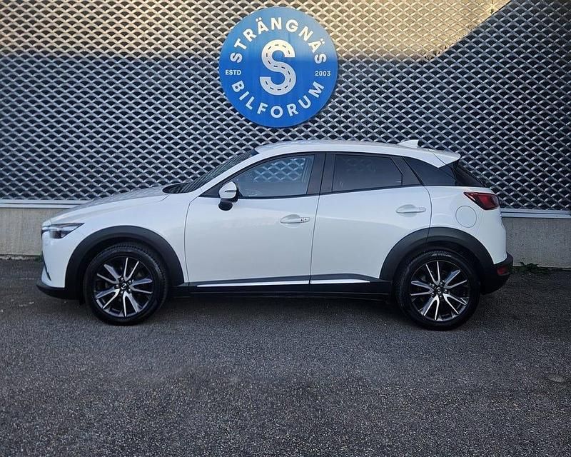 Vit Begagnad 2017 Mazda CX-3 Optimum SUV | 179 000 kr (Marknadspris) - Bild 1/4