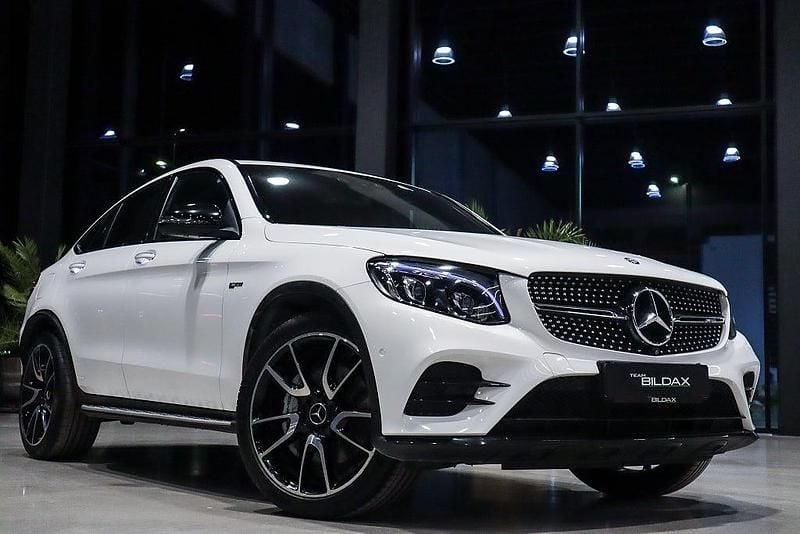 Begagnad Mercedes GLC43 AMG AMG 367 HK (269 kW) 2017 Polar white Sportkupé
