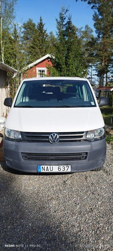 Vit Begagnad 2013 VW Caravelle Minibuss | 180 000 kr (Superpris) - Bild 1/4