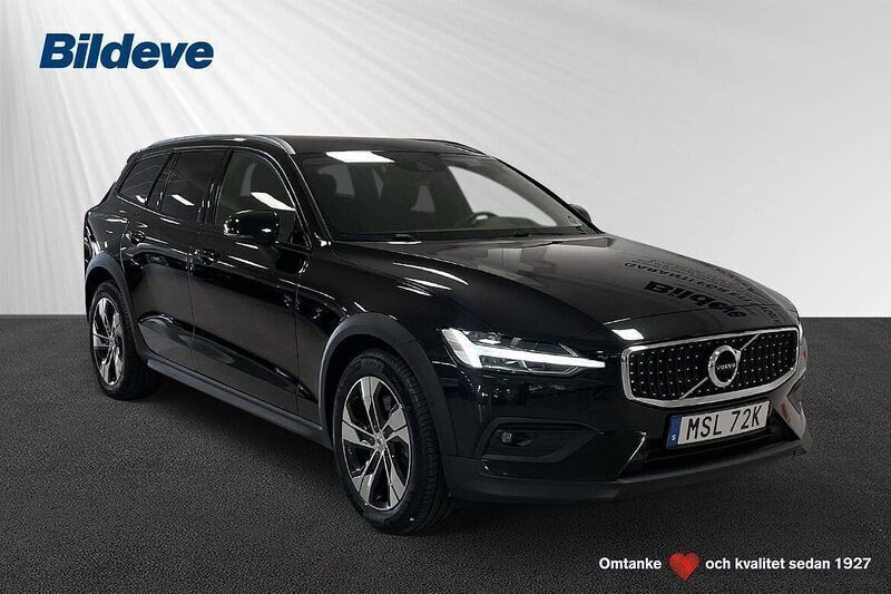 Begagnad 2022 Volvo V60 CC Kombi | 349 900 kr (Marknadspris) - Bild 1/4