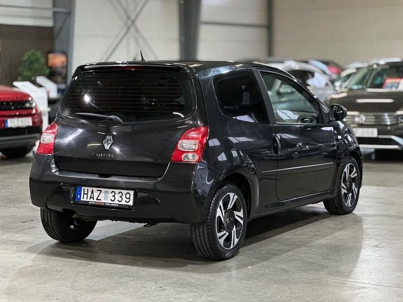 Begagnad Renault Twingo 76 HK (55 kW) 2009 Svart Halvkombi