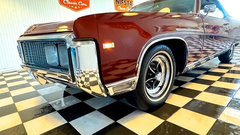 Begagnad Buick Electra 225 364 HK (267 kW) 1969 Mörkröd Sportkupé