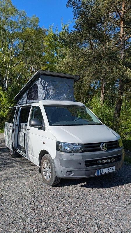 Vit Begagnad 2012 VW T5 Van | 248 500 kr - Bild 1/4