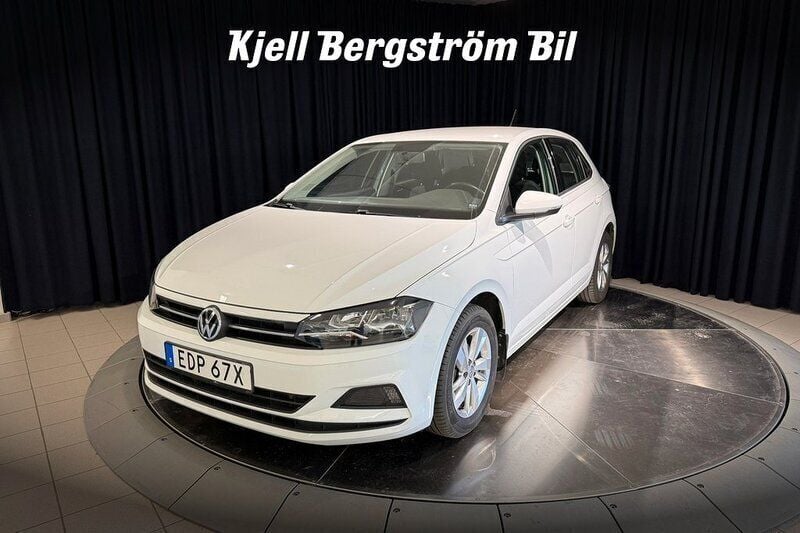 Vit Begagnad 2018 VW Polo Halvkombi | 164 900 kr (Marknadspris) - Bild 1/4