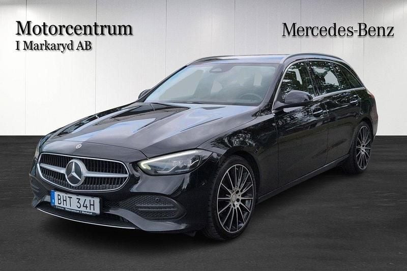 Svart Begagnad 2022 Mercedes C220 AMG Kombi | 285 000 kr (Superpris) - Bild 1/4