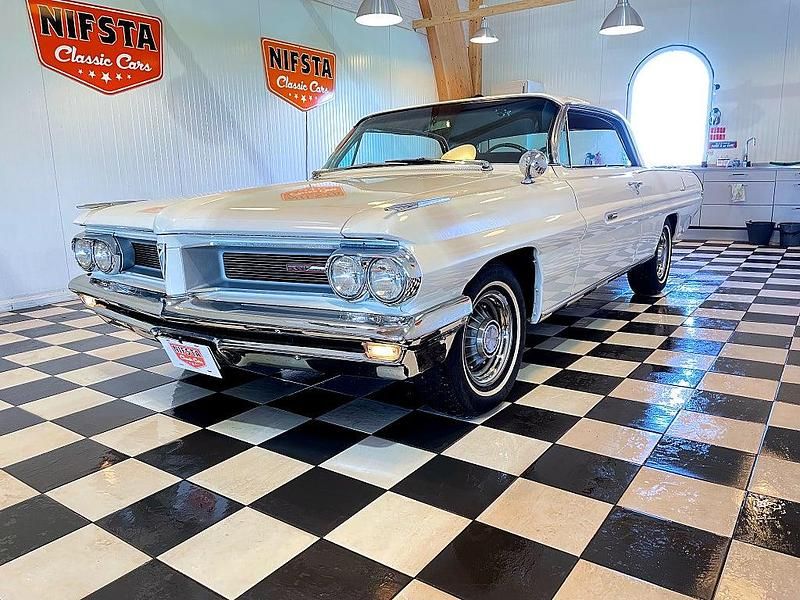 Begagnad Pontiac Grand Prix 307 HK (225 kW) 1962 Vit