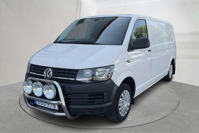 Vit Begagnad 2016 VW T6 Van | 139 000 kr (Marknadspris) - Bild 1/4