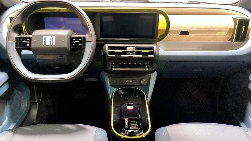 Ny Fiat Grande Panda La Prima 110 HK (80 kW) 2025 Svart Halvkombi