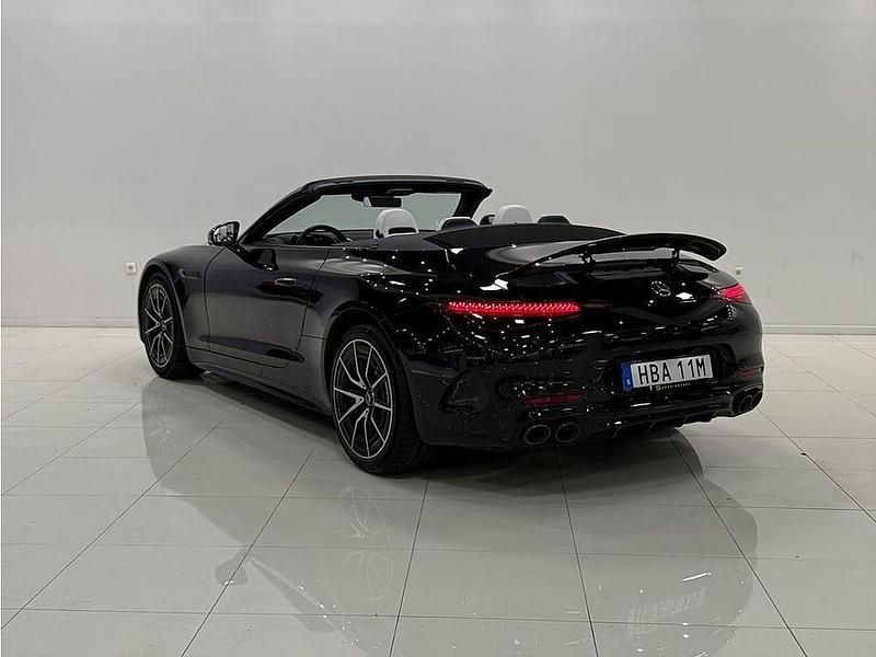 Begagnad Mercedes SL43 AMG AMG 381 HK (280 kW) 2023 Svart Cab