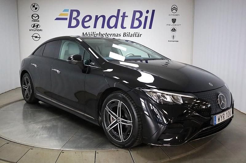 Begagnad Mercedes EQE300 AMG 180 kW (245 HK) 2023 Svart Sedan
