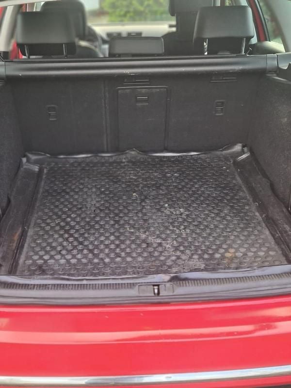 Begagnad VW Passat 140 HK (102 kW) 2014 Röd Kombi