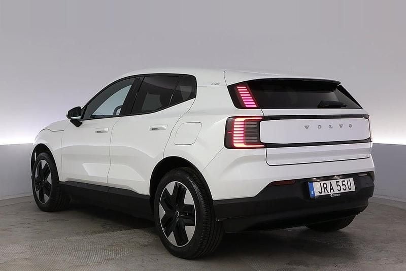 Begagnad Volvo EX30 Core 200 kW (272 HK) 2024 Vit SUV