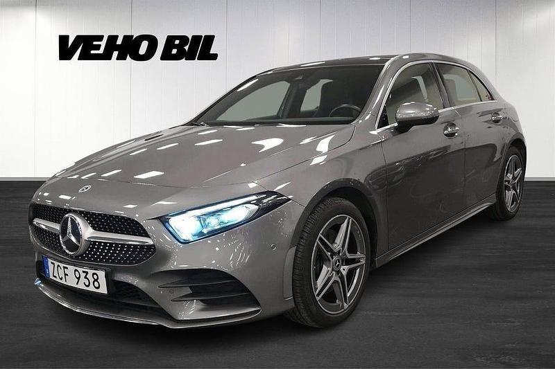 Begagnad Mercedes A250 AMG 218 HK (160 kW) 2022 Bergsgrå metallic Halvkombi