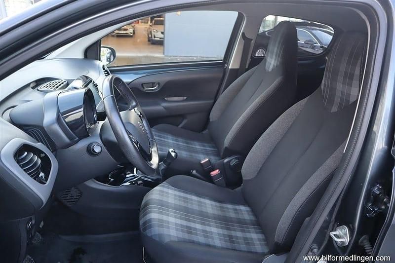 Begagnad Peugeot 108 72 HK (52 kW) 2018 Grå krom Cab
