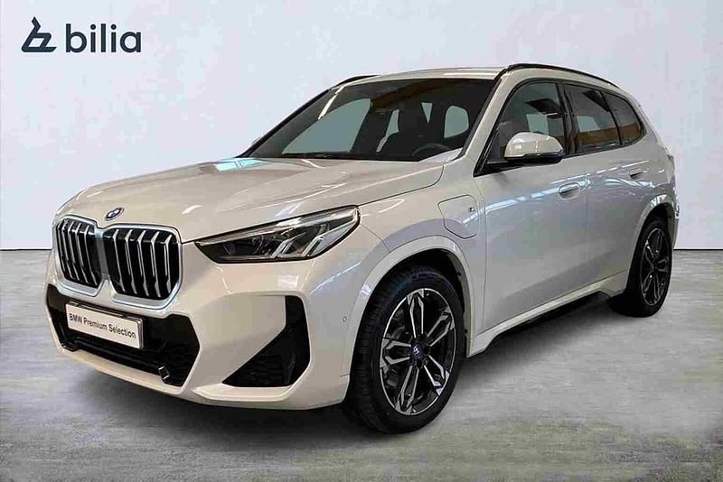 Begagnad BMW X1 Shadowline 245 HK (180 kW) 2025 Vit SUV