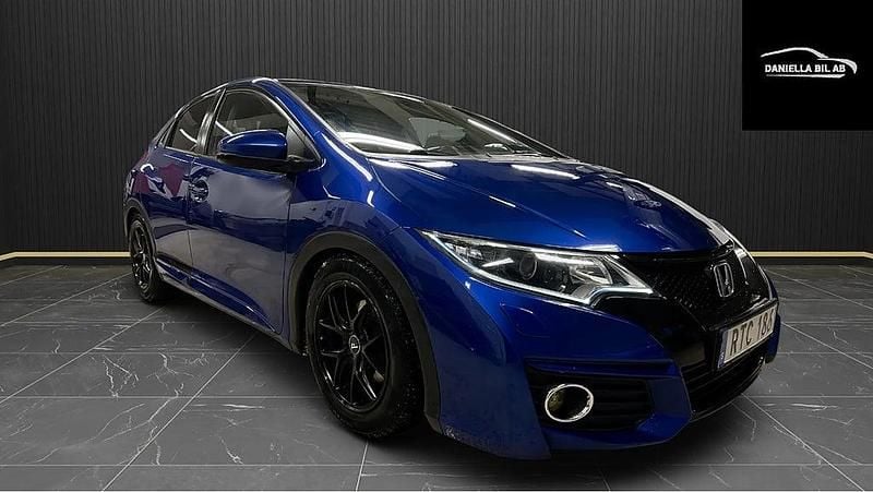 Begagnad Honda Civic Sport 141 HK (103 kW) 2015 Blå Halvkombi