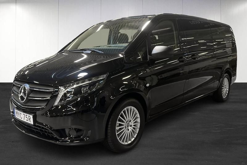 Svart Begagnad 2023 Mercedes e-Vito Minibuss | 715 510 kr (Dyr) - Bild 1/4
