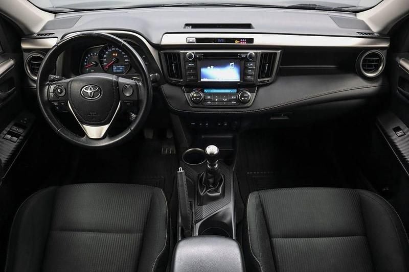 Begagnad Toyota RAV4 Active 151 HK (111 kW) 2014 Svart SUV