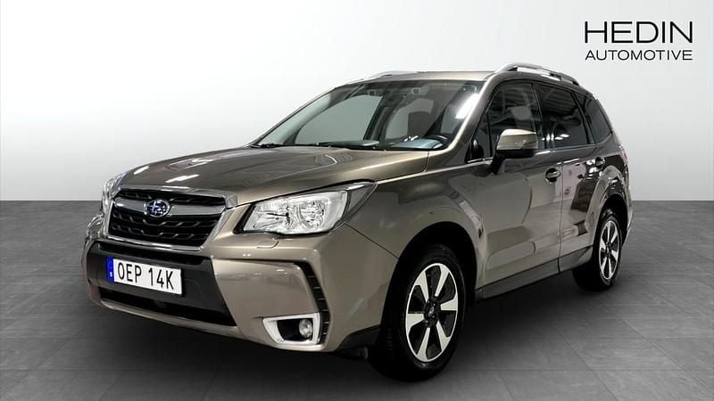 Ljusbrun (grey) Begagnad 2019 Subaru Forester SUV | 214 900 kr (Marknadspris) - Bild 1/4