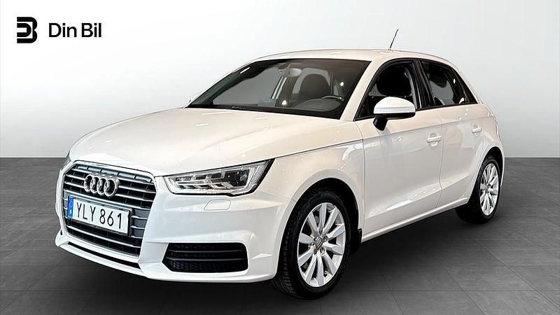 Vit (cortinavit) Begagnad 2017 Audi A1 Sportback Proline Halvkombi | 159 000 kr (Lite dyr) - Bild 1/4