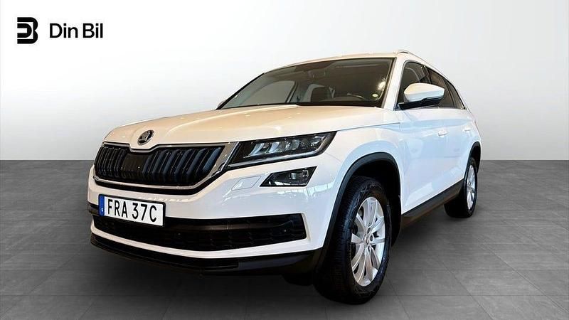 Vit Begagnad 2020 Skoda Kodiaq Style SUV | 329 900 kr (Marknadspris) - Bild 1/4