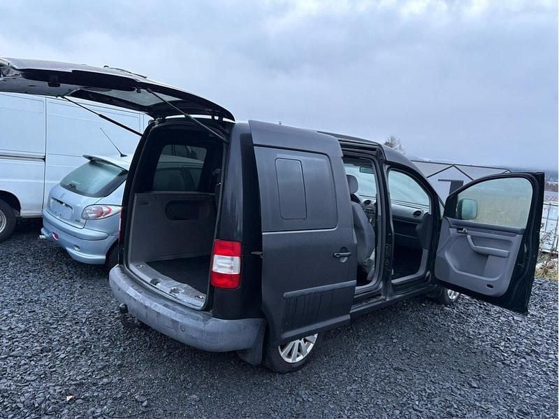 Svart Begagnad 2008 VW Caddy Life Minibuss | 15 000 kr (Superpris) - Bild 1/4