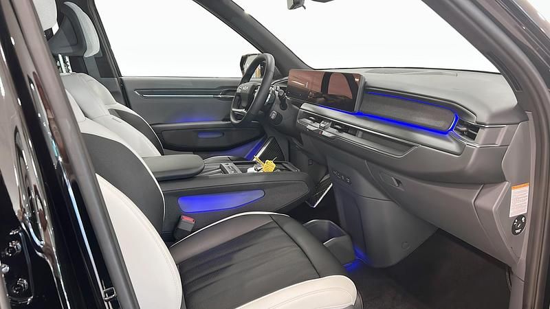 Begagnad Kia EV9 GT-Line 373 kW (508 HK) 2025 Svart SUV