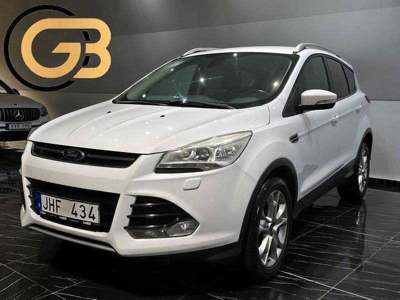 Vit Begagnad 2013 Ford Kuga Titanium SUV | 89 900 kr (Marknadspris) - Bild 1/4