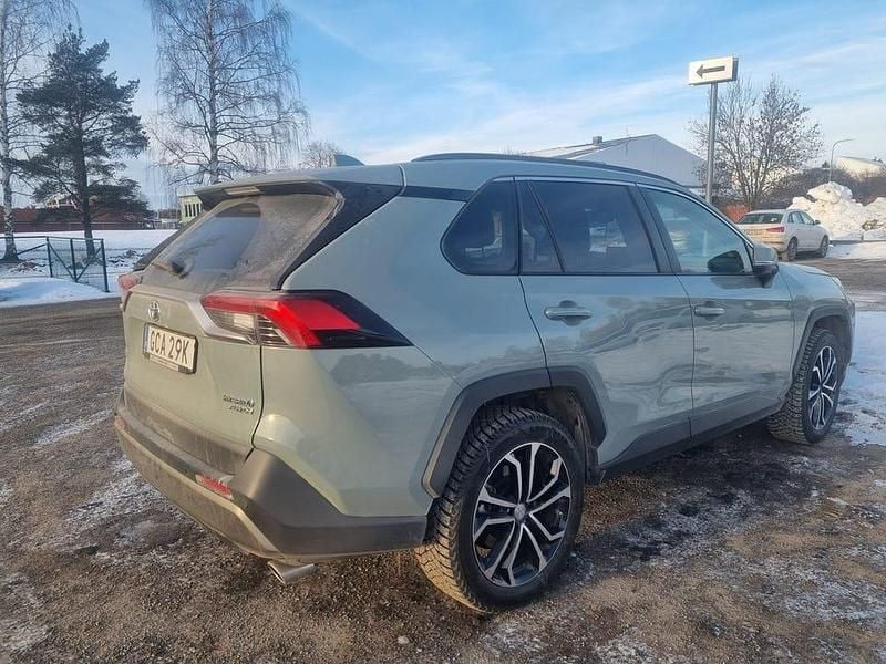Begagnad Toyota RAV4 Hybrid Executive 222 HK (163 kW) 2025 Kaki grön SUV
