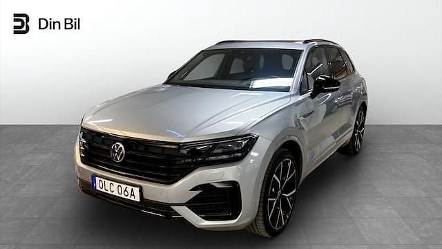 Silver Begagnad 2022 VW Touareg R-line SUV | 679 900 kr (Marknadspris) - Bild 1/4