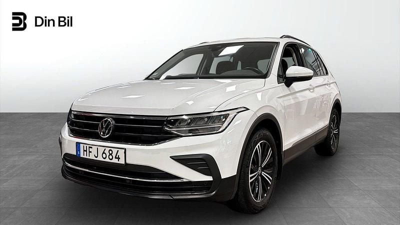 Vit Begagnad 2022 VW Tiguan Life SUV | 284 900 kr (Bra pris) - Bild 1/4