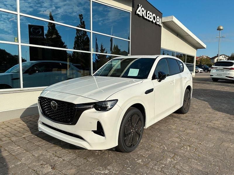 Vit (rhodium white) Ny 2025 Mazda CX-60 Homura-Line SUV | 597 000 kr (Marknadspris) - Bild 1/1