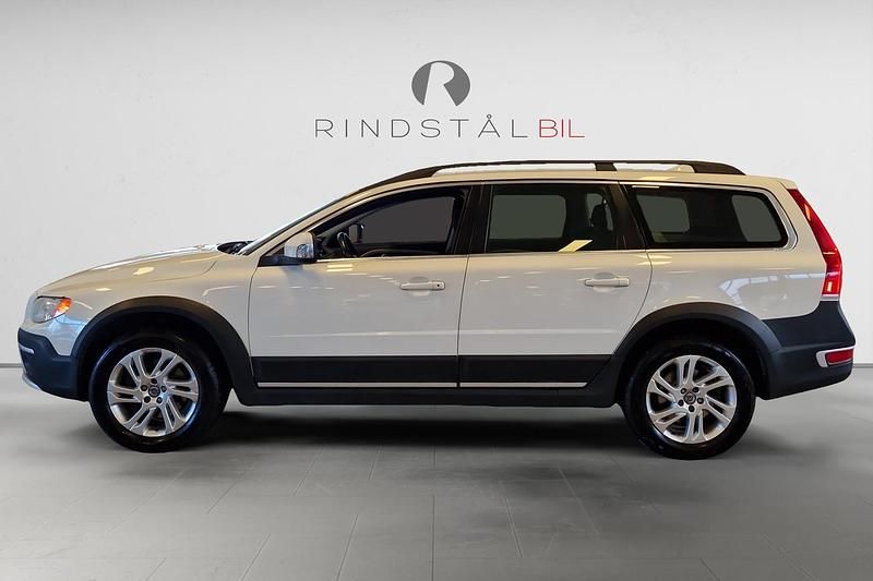 Begagnad Volvo XC70 163 HK (119 kW) 2013 Vit Kombi