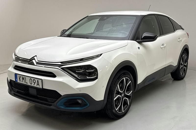 Vit Begagnad 2022 Citroën e-C4 | 194 900 kr (Lite dyr) - Bild 1/4
