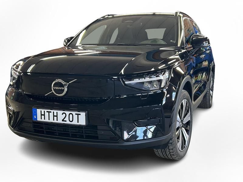 Begagnad Volvo XC40 Single Motor 175 kW (238 HK) 2023 Svart SUV