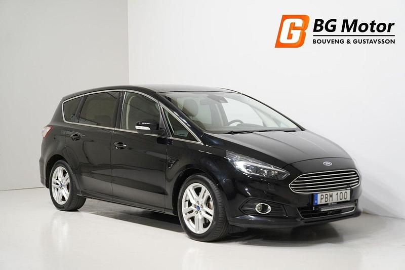 Svart Begagnad 2016 Ford S-MAX Business Edition Minibuss | 164 800 kr (Marknadspris) - Bild 1/4