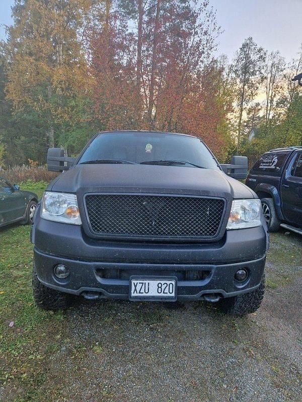 Svart Begagnad 2006 Ford F-150 Pickup | 100 000 kr - Bild 1/4